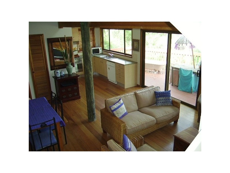 17 PLATEAU ROAD, North Gosford NSW 2250