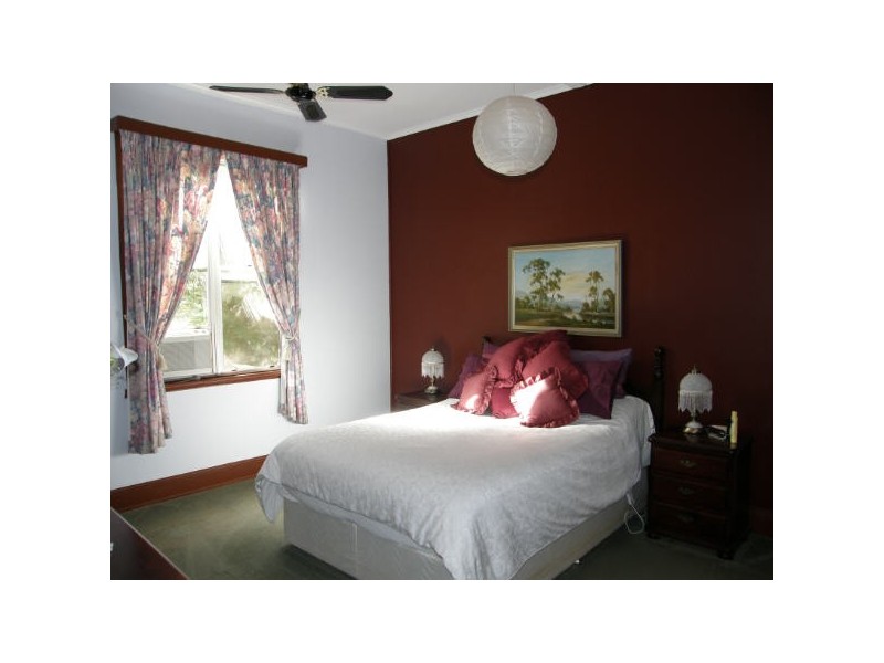 402 Cowlong Rd, Mcleans Ridges NSW 2480
