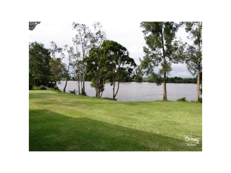 115 Swan Bay School Road, Swan Bay NSW 2471