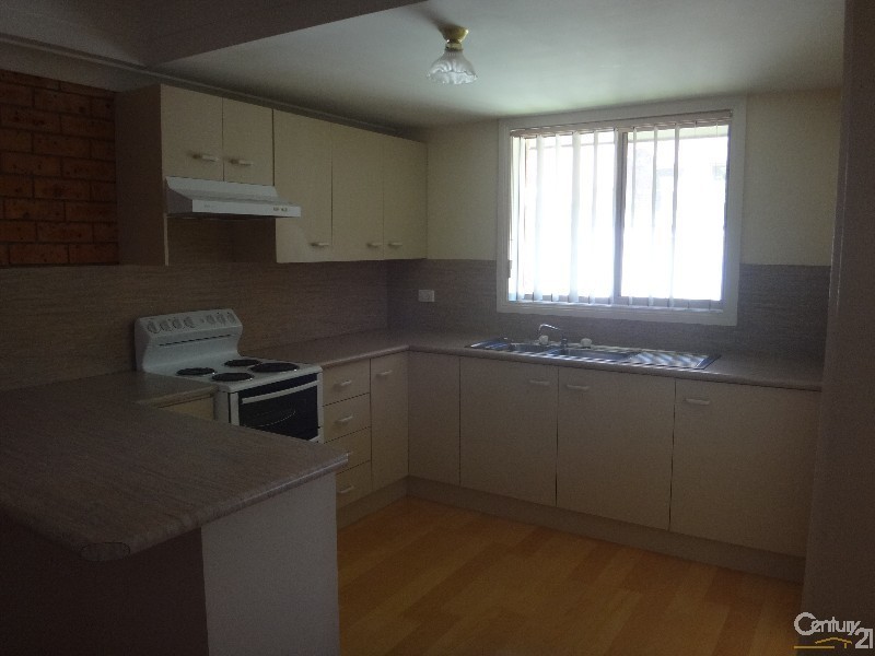 1/11 Floribunda Close, Warabrook NSW 2304