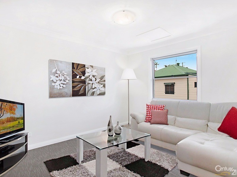 3/10 Cowper Avenue, Charlestown NSW 2290