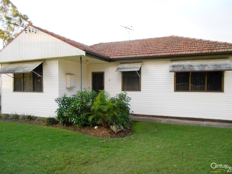 5 Boomerang Street, Beresfield NSW 2322