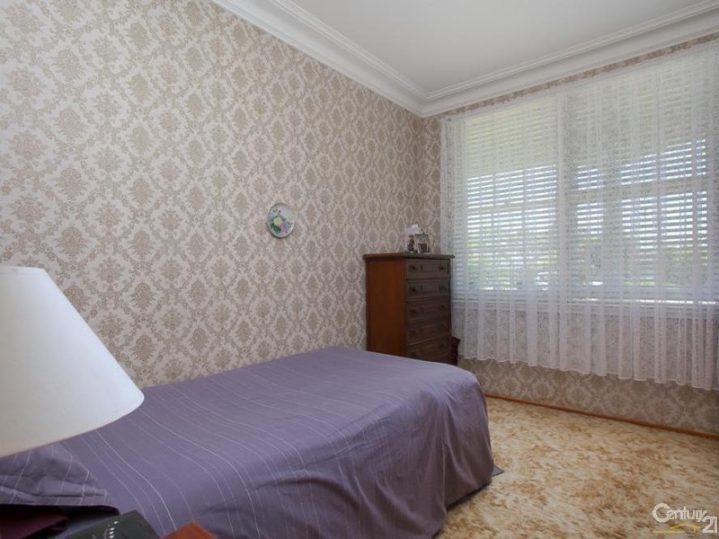 72 Andrew Road, Valentine NSW 2280