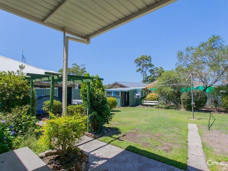 72 Andrew Road, Valentine NSW 2280