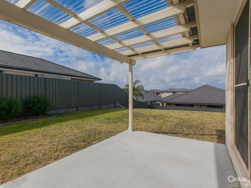21 Stringybark Drive, Fern Bay NSW 2295