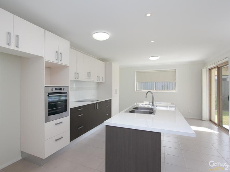 21 Stringybark Drive, Fern Bay NSW 2295