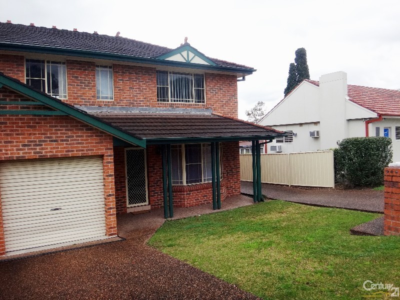 2/16 Frederick Street, Charlestown NSW 2290