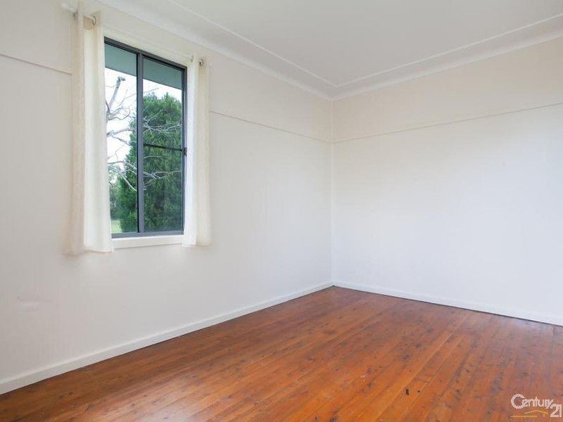 4 Corona Street, Windale NSW 2306