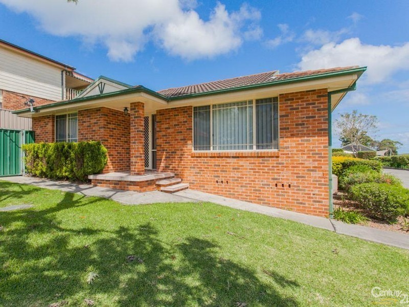 1/4 Chippendall Street, Speers Point NSW 2284