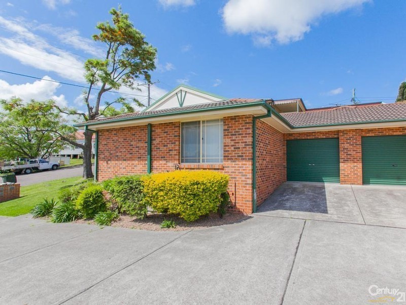 1/4 Chippendall Street, Speers Point NSW 2284