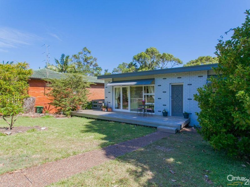 8 Patricia Avenue, Charlestown NSW 2290