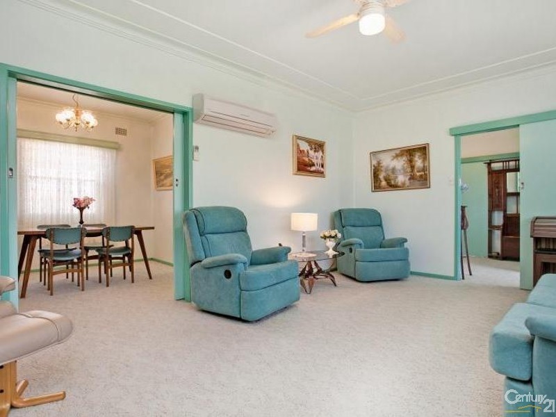 105 Springfield Avenue, Kotara NSW 2289