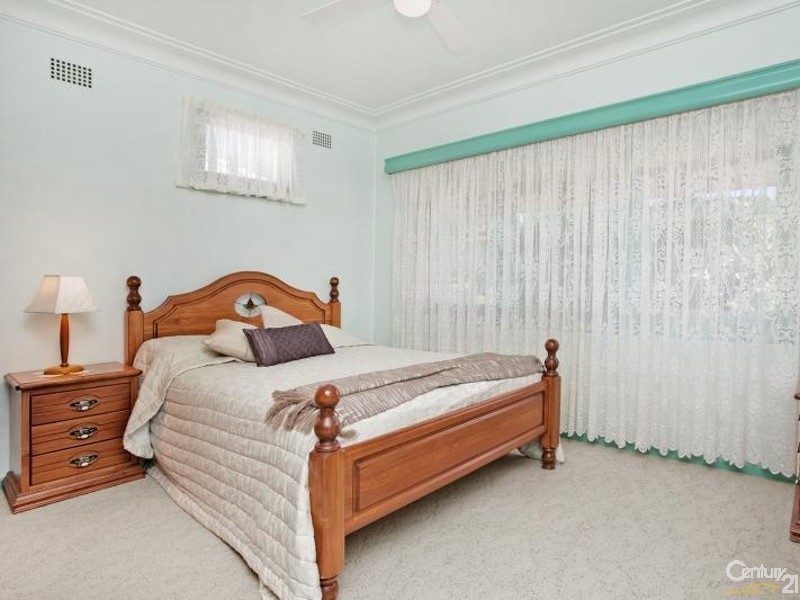 105 Springfield Avenue, Kotara NSW 2289