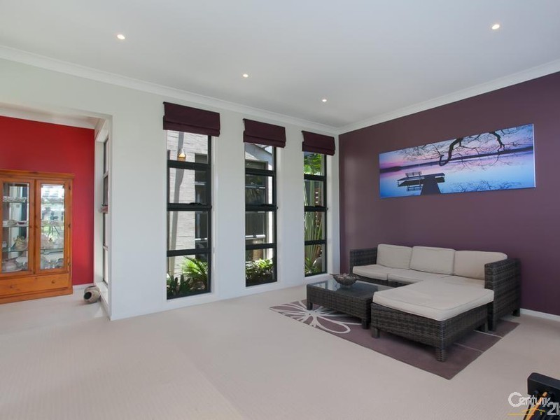 12 Seaside Boulevard, Fern Bay NSW 2295