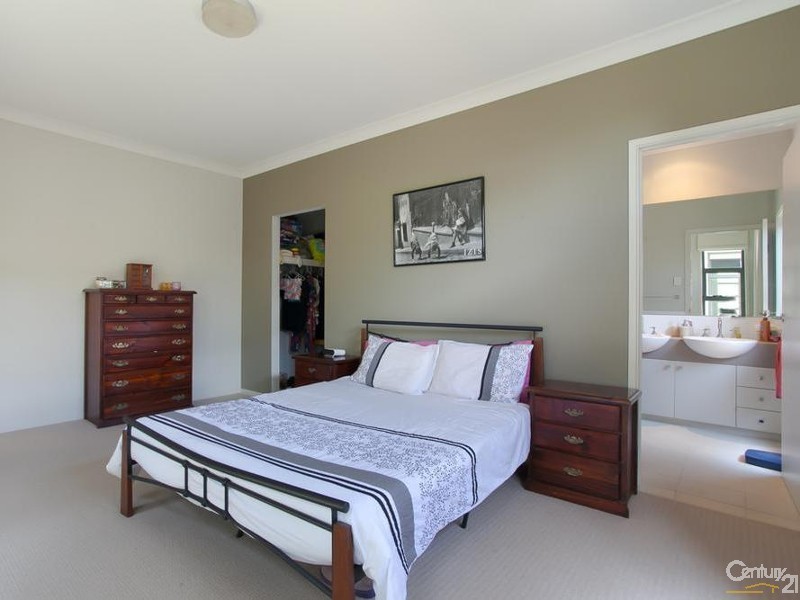 12 Seaside Boulevard, Fern Bay NSW 2295