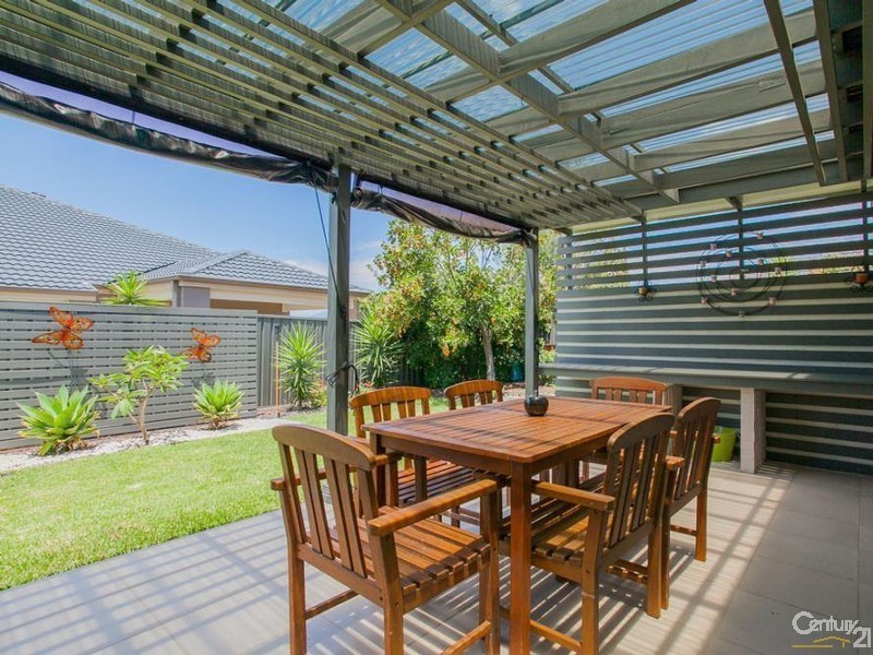 12 Seaside Boulevard, Fern Bay NSW 2295