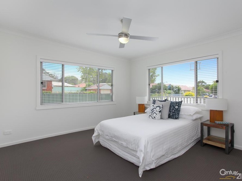 9 Howell Street, Kotara NSW 2289