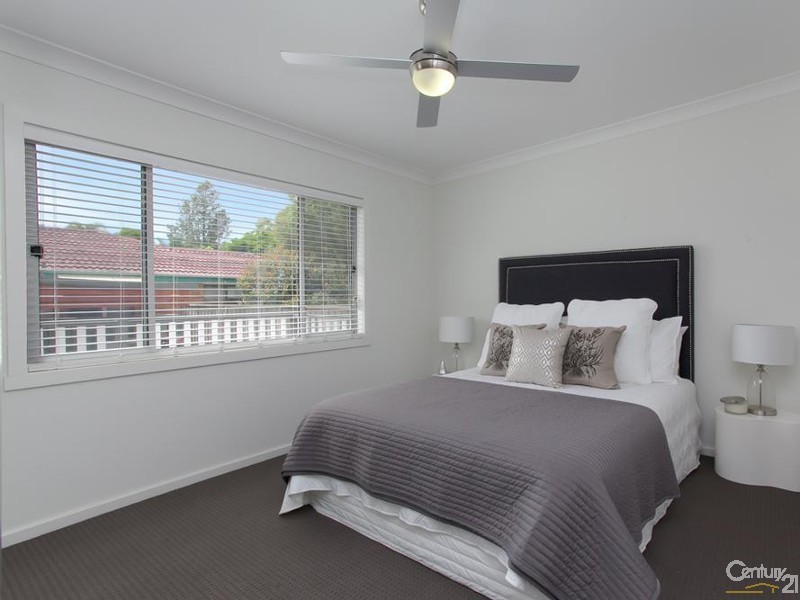 9 Howell Street, Kotara NSW 2289