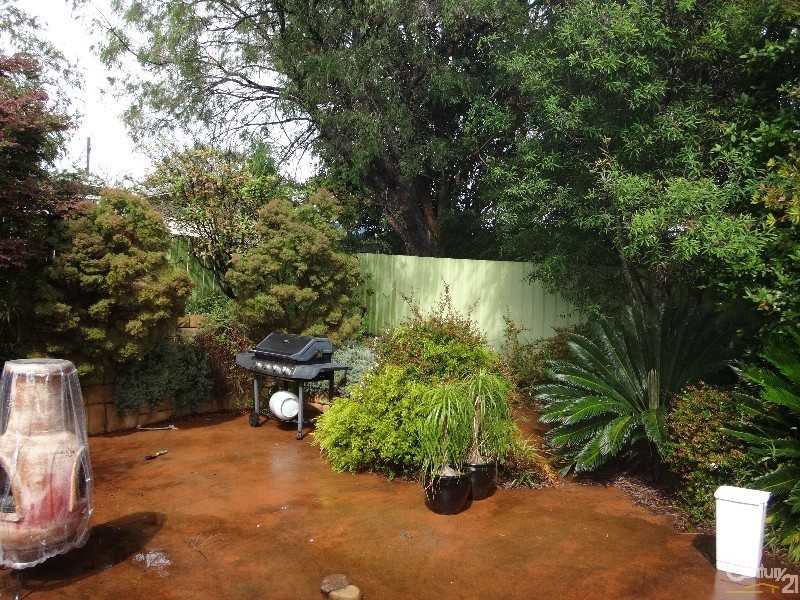 12 Kurraka Street, Whitebridge NSW 2290