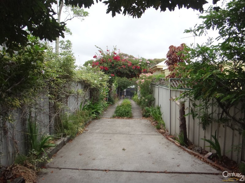 45 Ross Street, Belmont NSW 2280