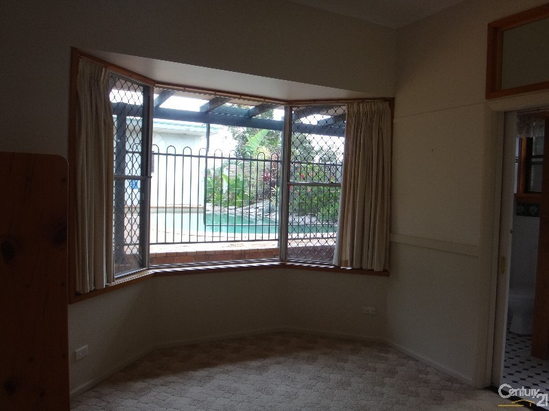 45 Ross Street, Belmont NSW 2280