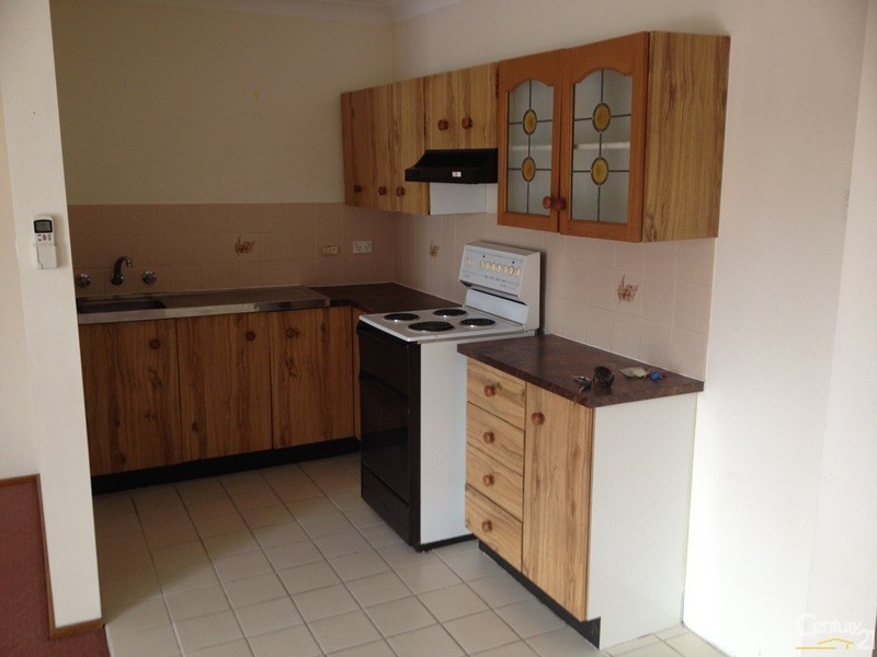 2/7 Park Avenue, Kotara NSW 2289