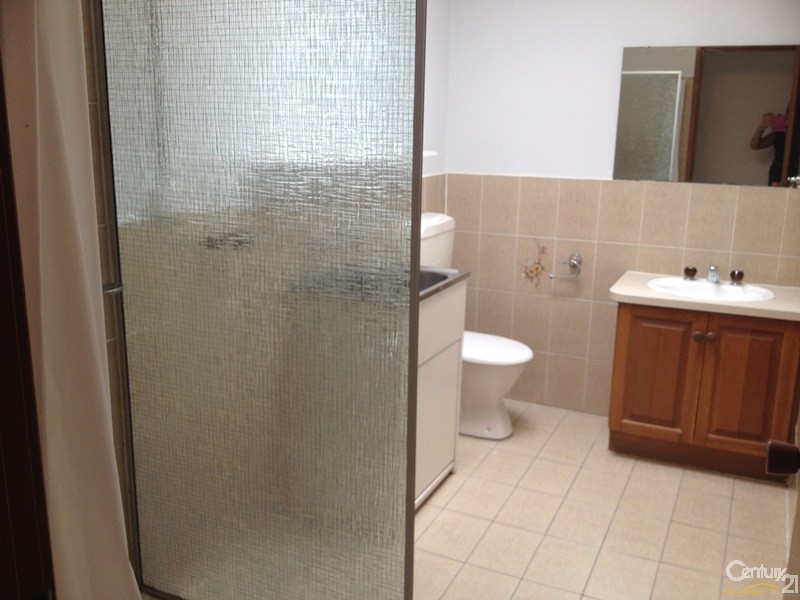 2/7 Park Avenue, Kotara NSW 2289