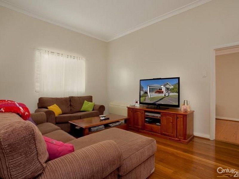 19 Narara Road, Adamstown NSW 2289