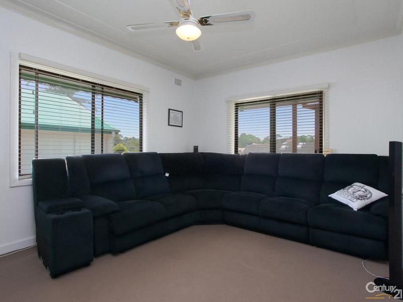 60/ 60A James Street, Charlestown NSW 2290