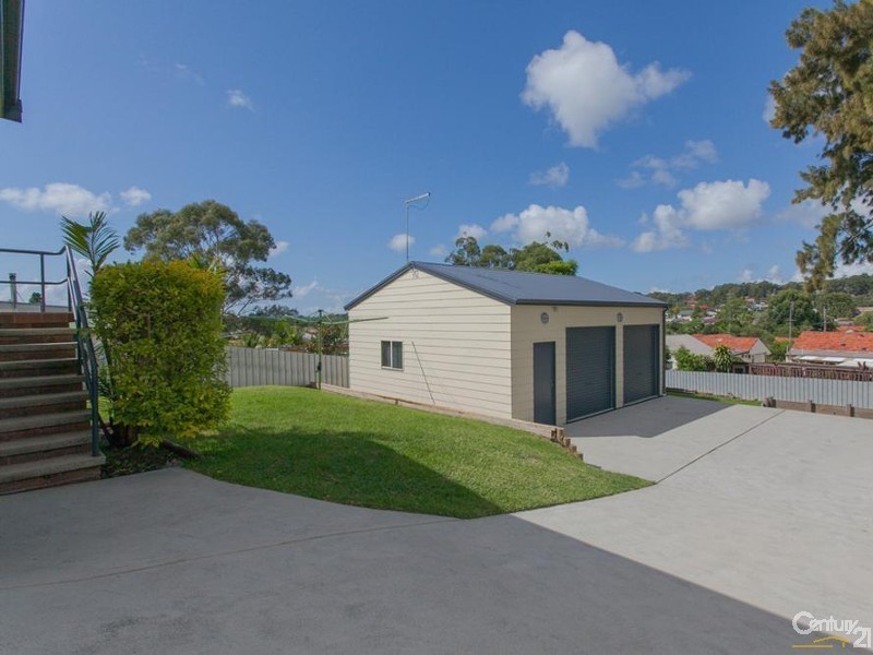 15 Tennent Road, Mount Hutton NSW 2290