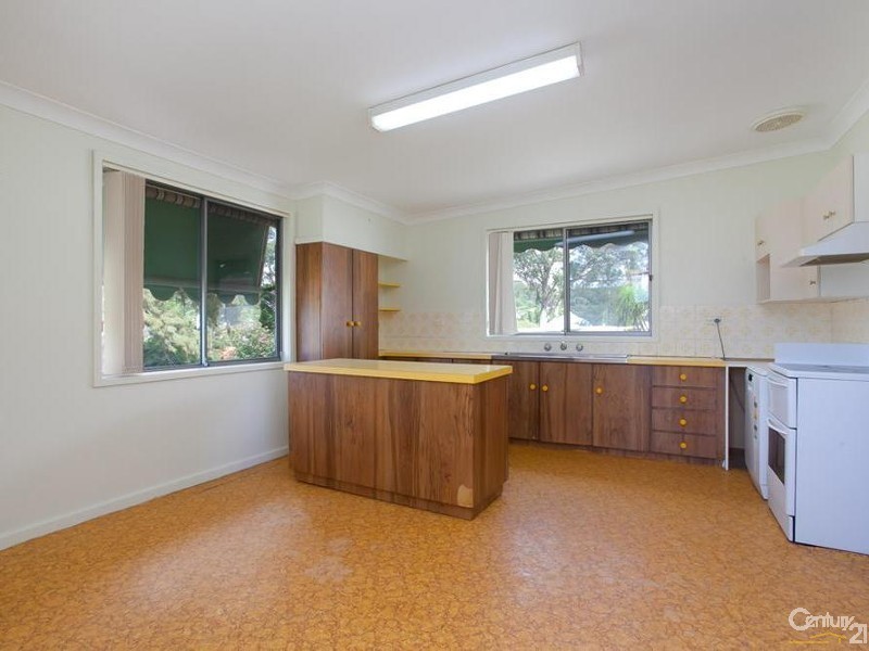 15 Tennent Road, Mount Hutton NSW 2290