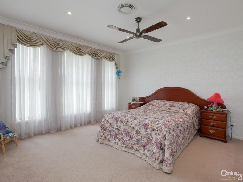 42 Patrick Street, Belmont North NSW 2280