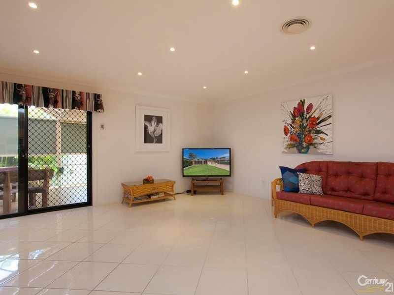 42 Patrick Street, Belmont North NSW 2280