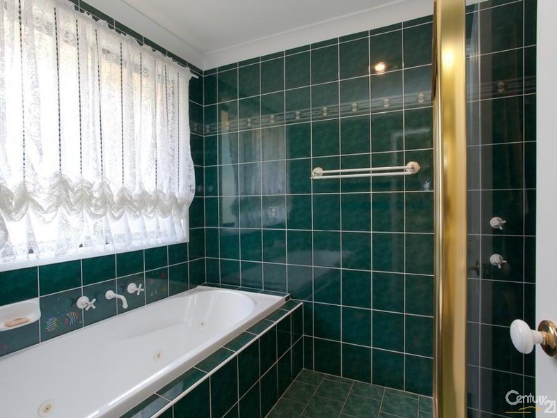 42 Patrick Street, Belmont North NSW 2280