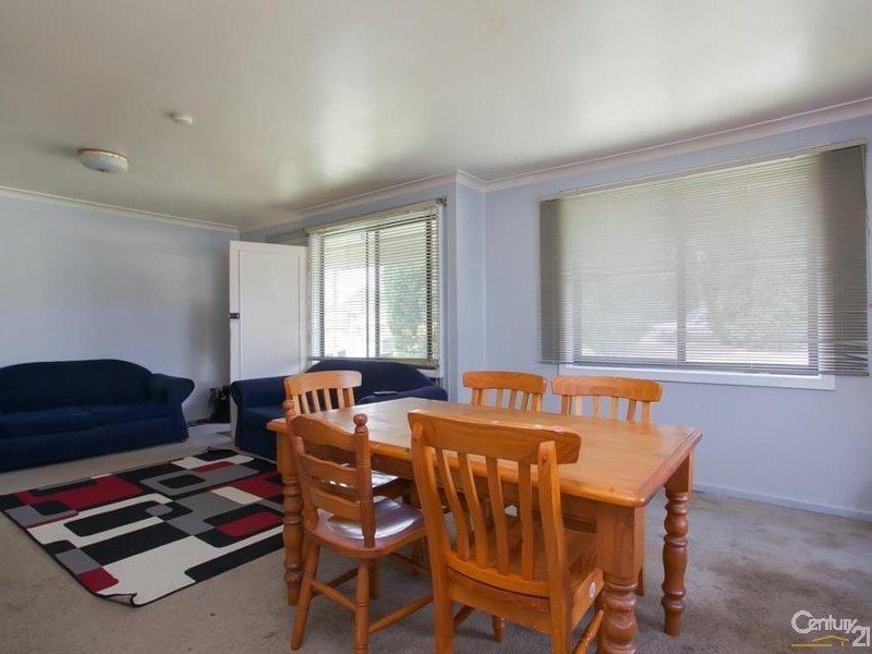 15 Teak Street, Gateshead NSW 2290