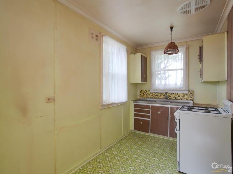 4 Manfred Avenue, Windale NSW 2306