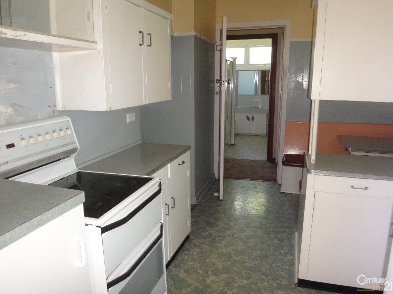 1 Brown Street, Cardiff NSW 2285