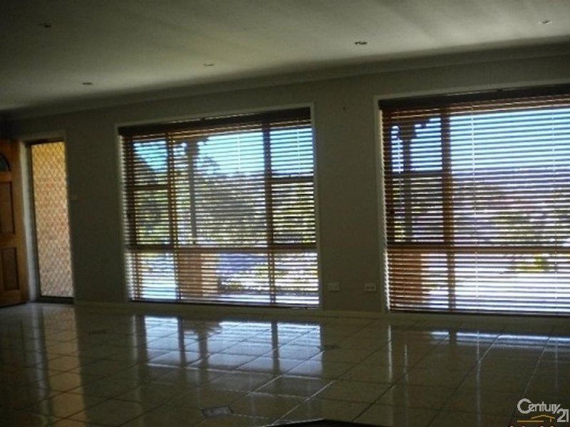 25 Lorikeet Court, Tingira Heights NSW 2290