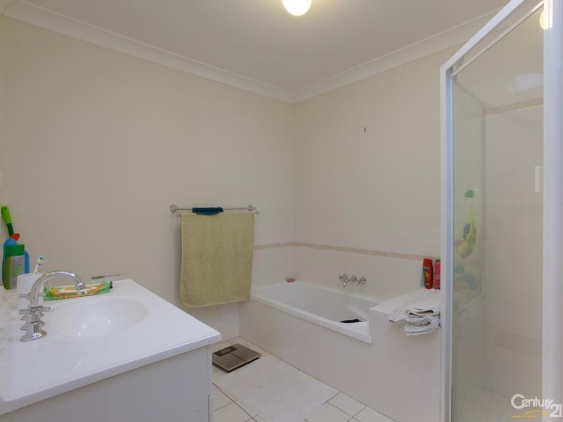 28/9 Hutton Street, Charlestown NSW 2290