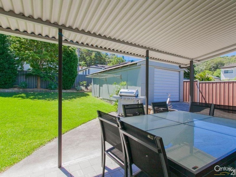 5 Julie Avenue, Warners Bay NSW 2282