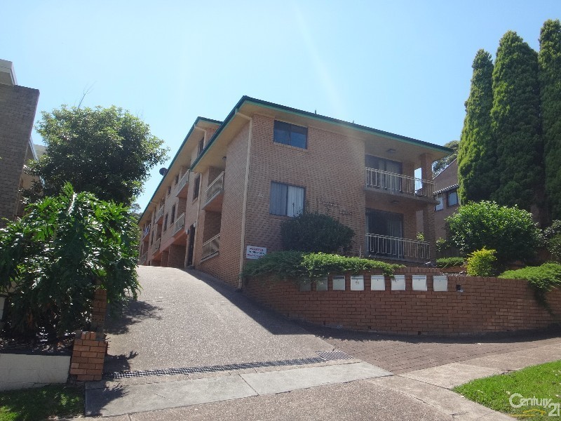 1/38 Kitchener Parade, The Hill NSW 2300