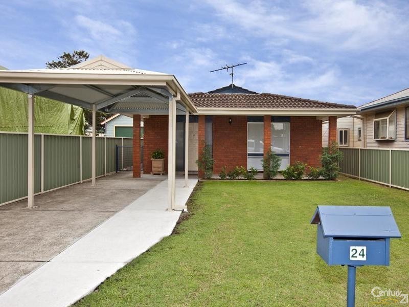 24 Belmore Street, Adamstown NSW 2289