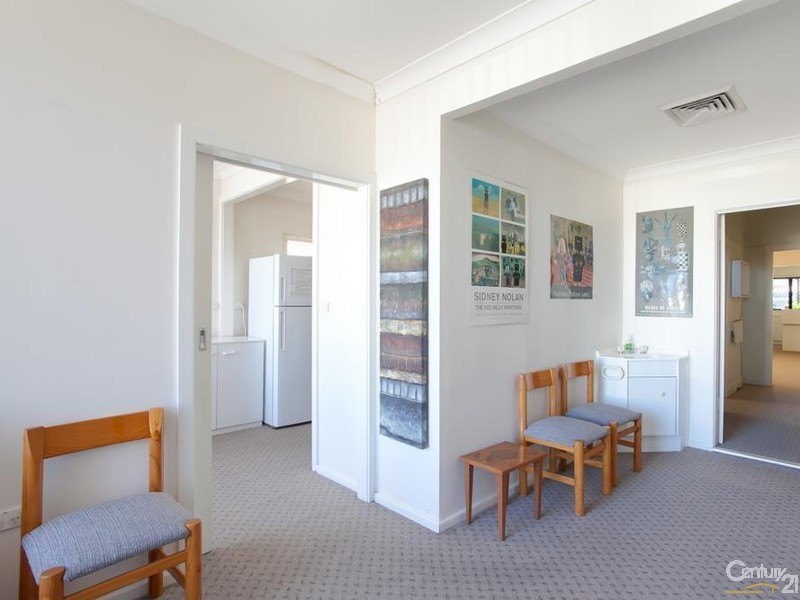 16 Lambton Road, Broadmeadow NSW 2292