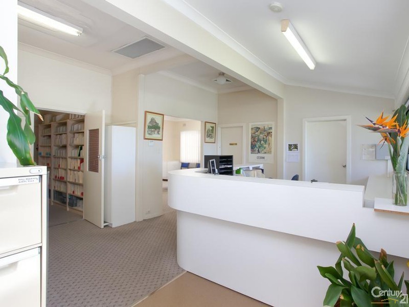 16 Lambton Road, Broadmeadow NSW 2292