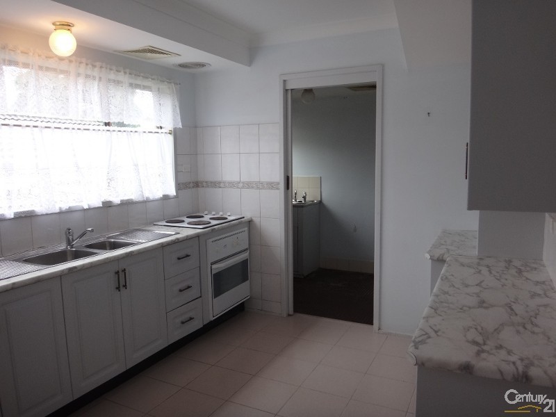 2/1 Roberts Street, Charlestown NSW 2290