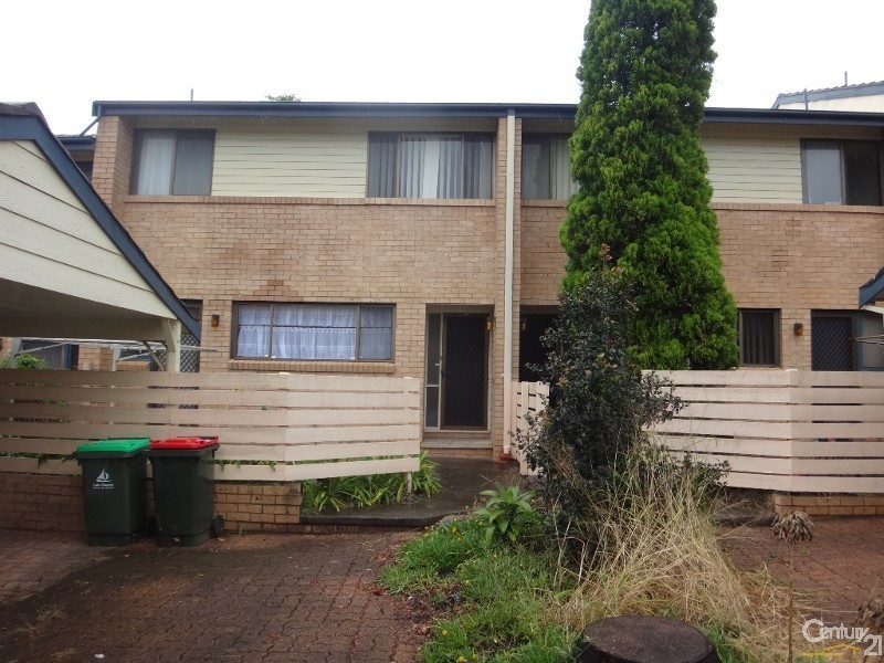 2/1 Roberts Street, Charlestown NSW 2290