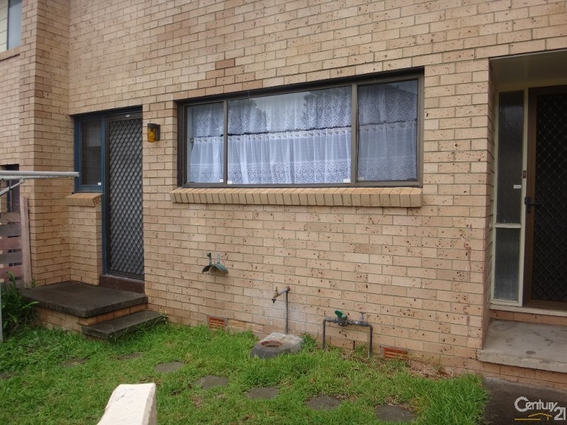 2/1 Roberts Street, Charlestown NSW 2290