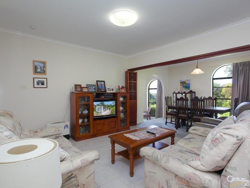 19 Nesbitt Close, Kotara NSW 2289
