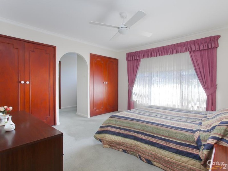 19 Nesbitt Close, Kotara NSW 2289