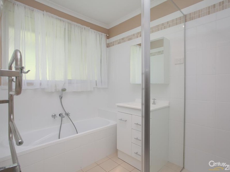 7 Penfold Close, Eleebana NSW 2282